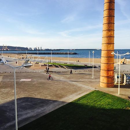 Apartamento Playa Poniente Gijón Extérieur photo