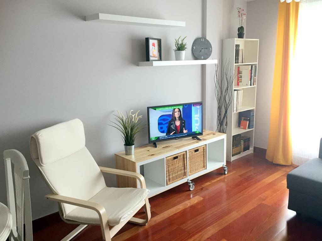 Apartamento Playa Poniente Gijón Extérieur photo